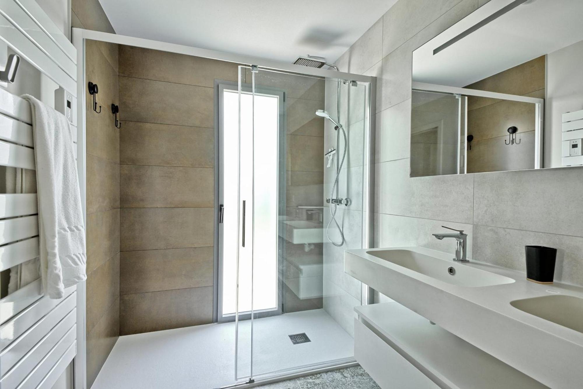 Family House With Private Pool Hébergement de vacances