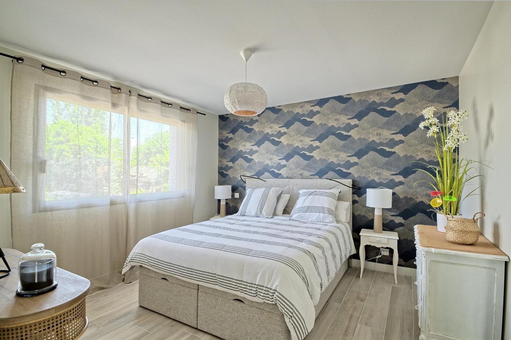 Family House With Private Pool Hébergement de vacances *